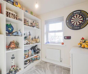 3 bedroom semi-detached house to rent - Photo 3