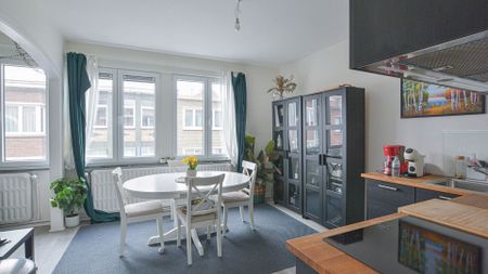 Appartement te huur in Woluwe-Saint-Lambert - Photo 2
