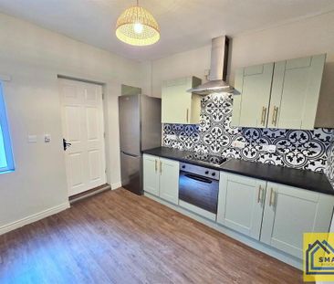 42 Hillfoot Street, Belfast, BT4 1PR - Photo 4