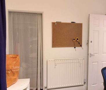 Room in a Shared House, Boldmere Terrace, B29 - Photo 4