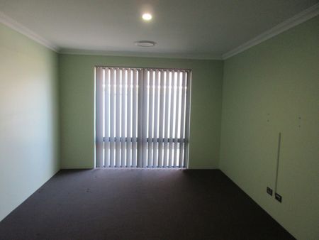 FAMILY HOME IN GEOGRAPHE PS CATCHMENT - Photo 2