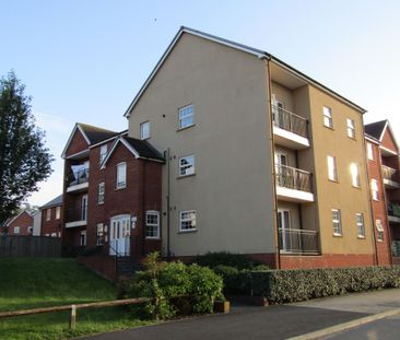 2 bed Apartment - To Let - Photo 6