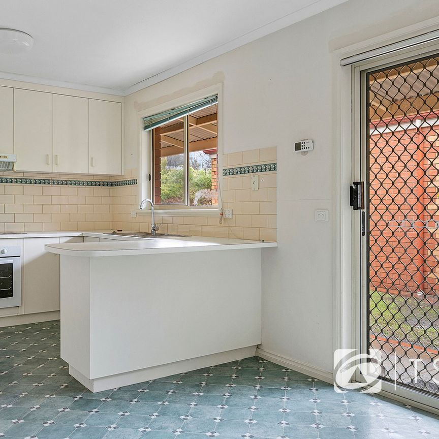 1/10 Larritt Street, Bendigo - Photo 1