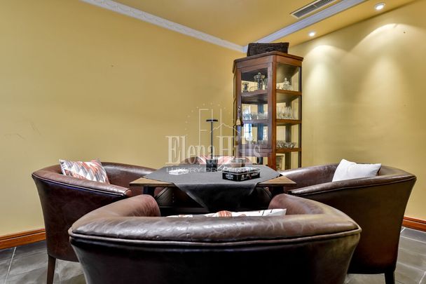 Villa de lujo con piscina, jardín y espacios para toda la familia - Photo 1