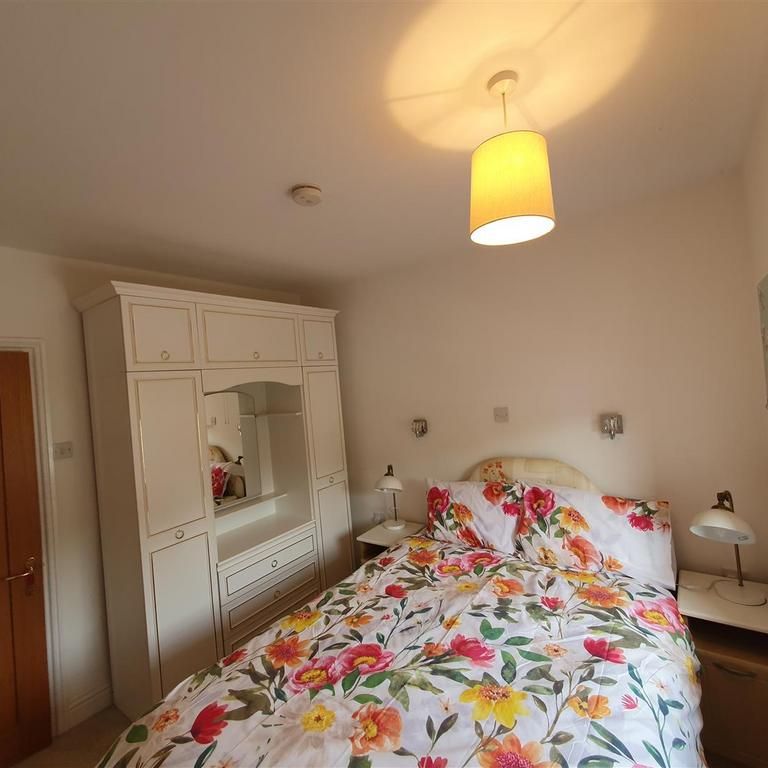 2 bedroom semi-detached house to rent - Photo 1