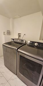 For Lease - 65 Vange Crescent, Toronto, Ontario - Photo 4