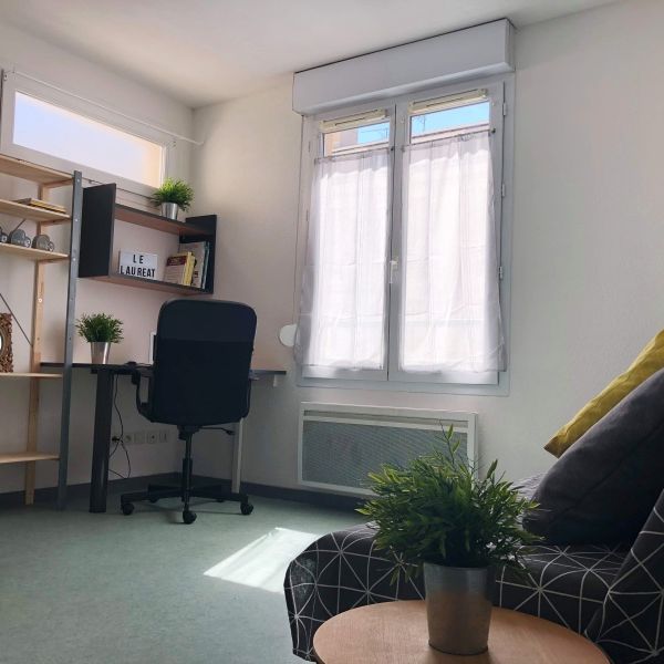 Location Appartement 1 pièce 18m² ST ETIENNE 42000 - Photo 1