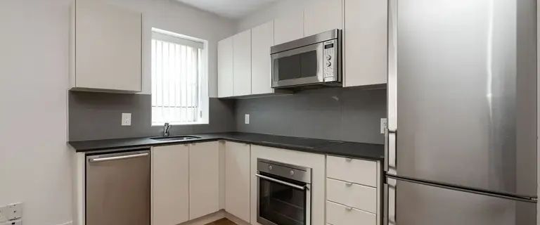 81 - 83 Isabella Street | 83 Isabella Street, Toronto - Photo 1