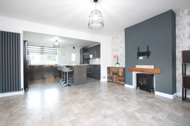 Pine Street, Airdrie, ML6 - Photo 1