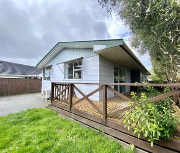 3-Bedroom Home in Upper Hutt - Photo 6