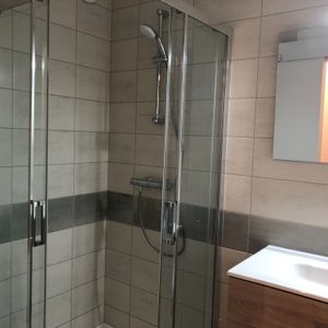 Location Appartement 2 pièces 28m² BLETTERANS 39140 - Photo 3
