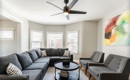 For Lease - 4354 Leader Lane, Niagara Falls, Ontario - Photo 2