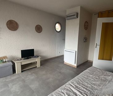 Appartement à louer 1 pièce • Six-Fours-les-Plages - Photo 4