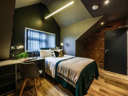 1 bedroom in a house share to rent - Photo 4