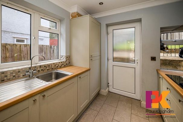 3 bedroom semi-detached house to rent - Photo 1