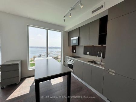 Debut Condo's — 1508 - Photo 5