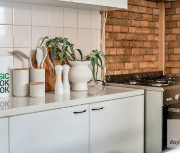 Low Maintenance Living! - Photo 6