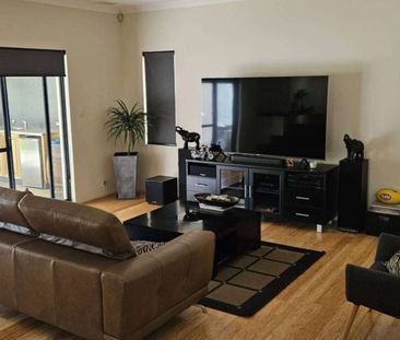 South Perth - Photo 6