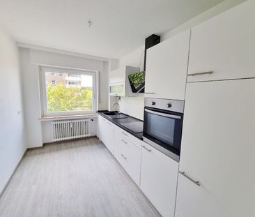 Zur Miete für Jung und Alt: Barrierearme 2-Zimmer-Wohnung mit Balkon - Photo 3
