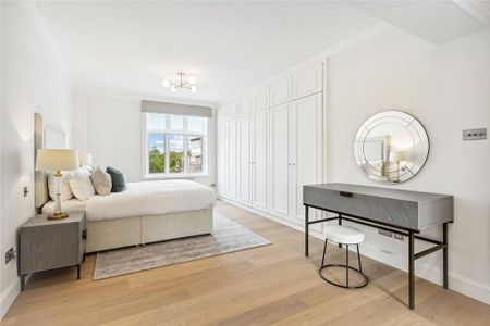 3 bedroom flat to rent - Photo 5
