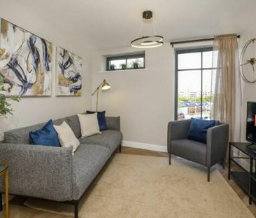 Flat 4, Crescent Court, Blossom Street - Photo 2