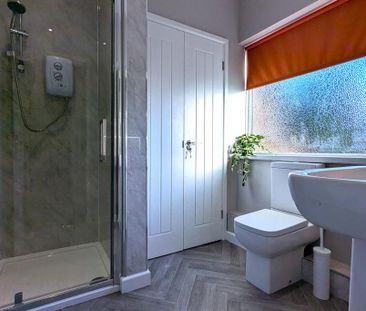 1 bedroom in a house share to rent - Photo 6
