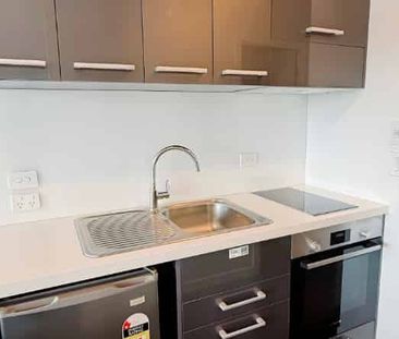 Charming Studio for Rent in Manukau - Photo 4