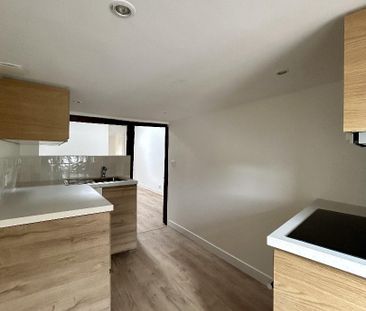 Location Appartement 2 pièces 37m² ANGOULEME 16000 - Photo 3