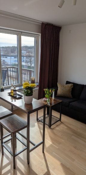 Huddinge - 1rok - tillsv - 11.500kr/mån - Photo 1