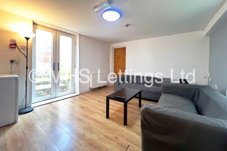 5 Bedroom Flat for rent in Cardigan Road - Photo 3