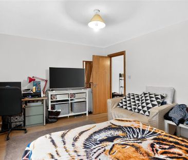 Studio to rent - Photo 6