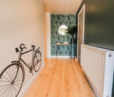 1BCR - Professional Co-Living Property - Photo 2