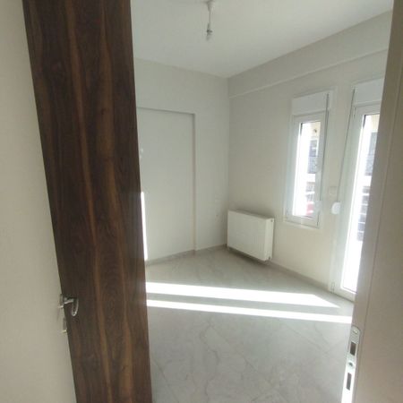 Studio/Γκαρσονιέρα για ενοικίαση Κέντρο (Καρδίτσα) - Photo 2