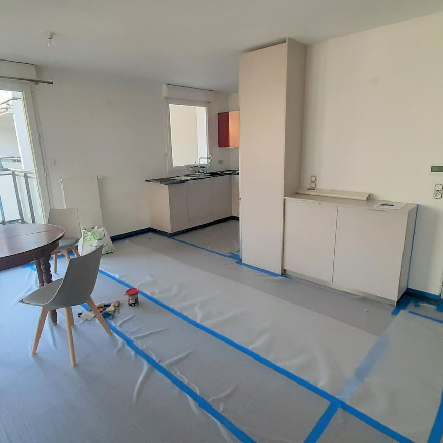 location Appartement T3 DE 69.69m² À ANNECY - Photo 1