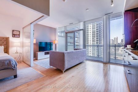 14 York Street #1807 - Photo 4
