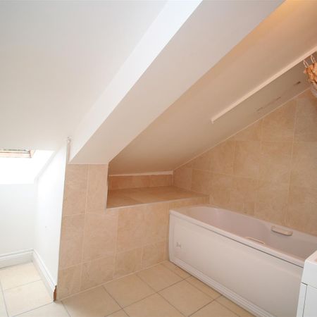 Woodside, Plymouth - Photo 4