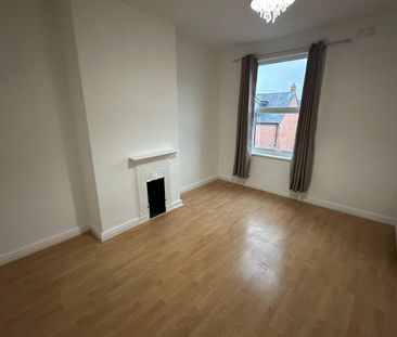 2 Bed Terraced House, Woodlea Mount, LS11 - Photo 5