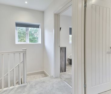 3 Bed Semi-Detached House, Ravenscroft Road, S13 - Photo 5