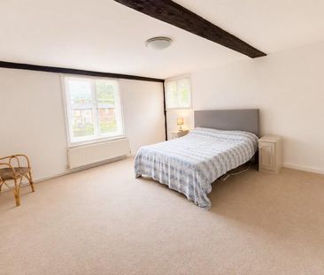 3 bedroom semi-detached house to rent - Photo 6
