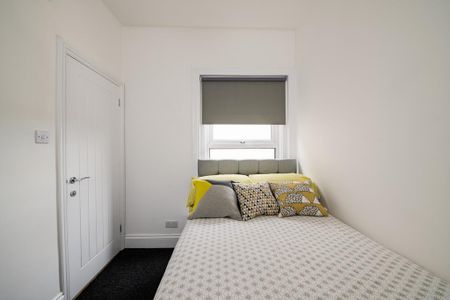 7 bedroom semi-detached house to rent - Photo 5