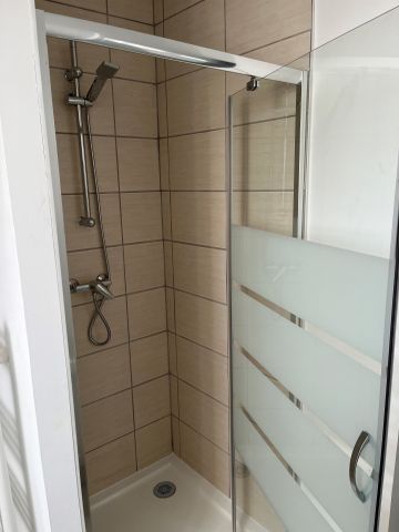 Location Appartement 2 pièces 44m² SAUMUR 49400 - Photo 4