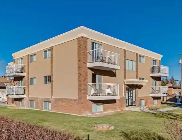 Second Floor One-Bedroom Unit for Rent in Killarney!! | 1932 28 St. SW, Calgary - Photo 1
