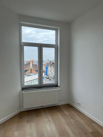 Ukkel, appartement van 60 m² met veel lichtinval - Photo 3