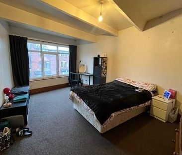 5 bedroom house to rent - Photo 1