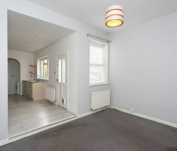 1 bedroom maisonette to rent - Photo 2