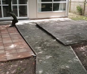 Modern 2 Bedroom Apartment - Photo 6