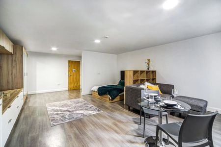 Studio, Clarendon Quarter - Photo 3