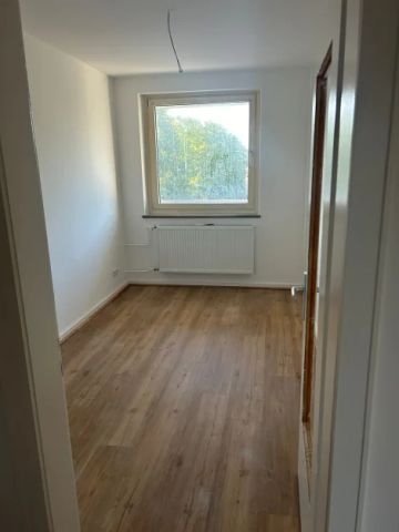 Modernisiertes Apartment in Nähe des Elbe-Einkaufzentrums! - Photo 3