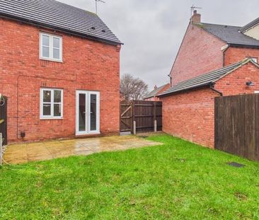 Ferndale Close, Gloucester - Photo 1