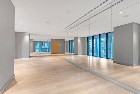 For Lease - 1 Yorkville Avenue Unit# 3903, Toronto, Ontario - Photo 2